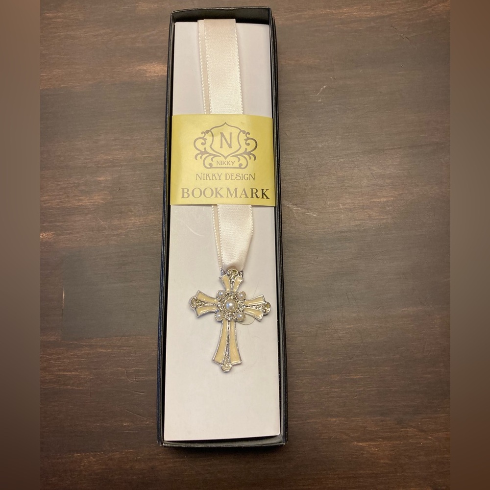 Nikky Design Cross bookmark